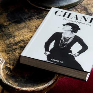 Chanel : The Legend of an Icon