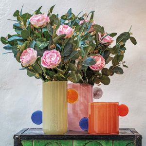 Yellow Vase Handels