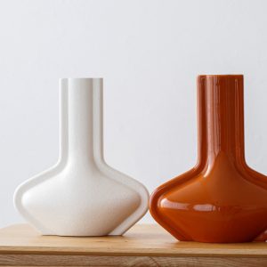CERAMIC VASE MATTE WHITE